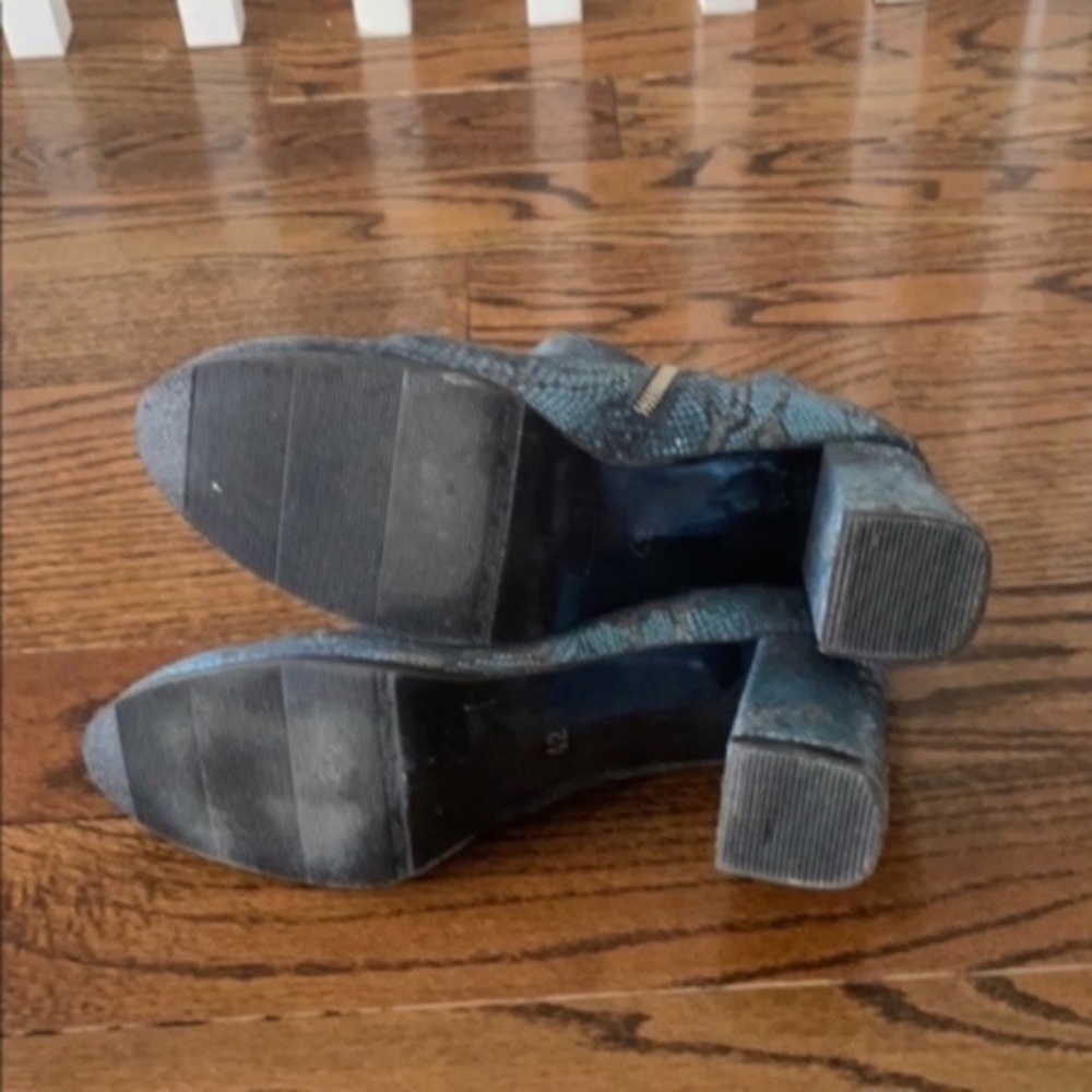 Handmade Snake Textured Blue Booties - Picture 7 of 7